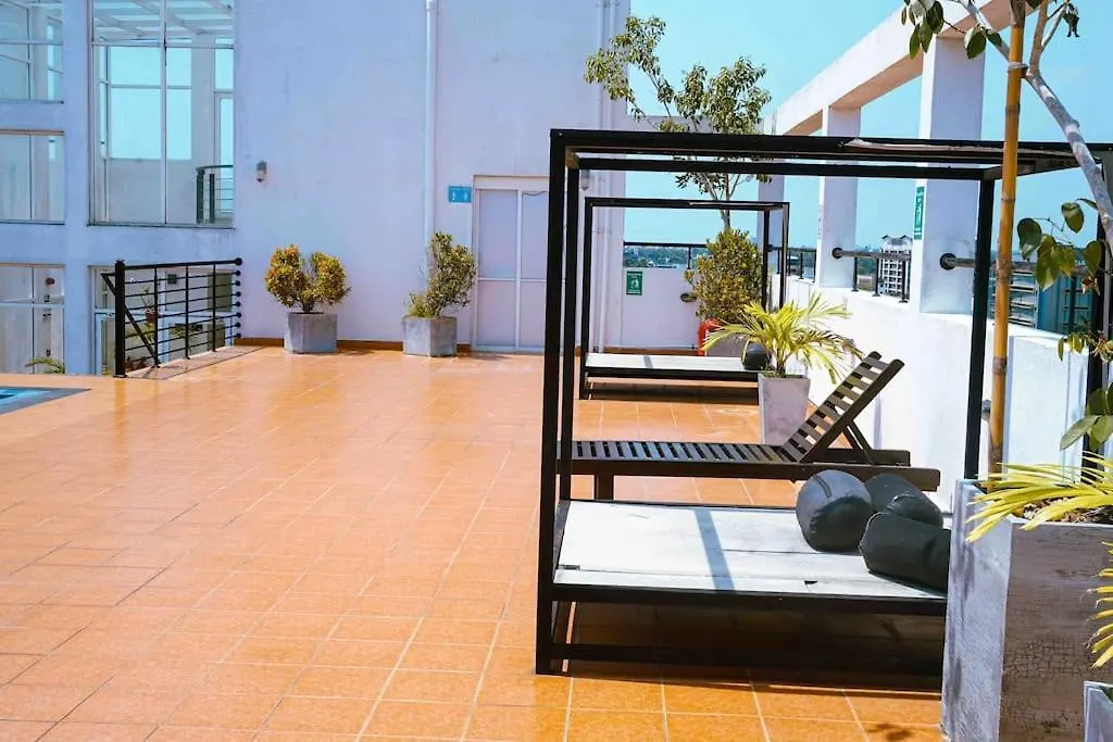 Aeonsky Apartment Negombo Beach And Airport Sri Lanka