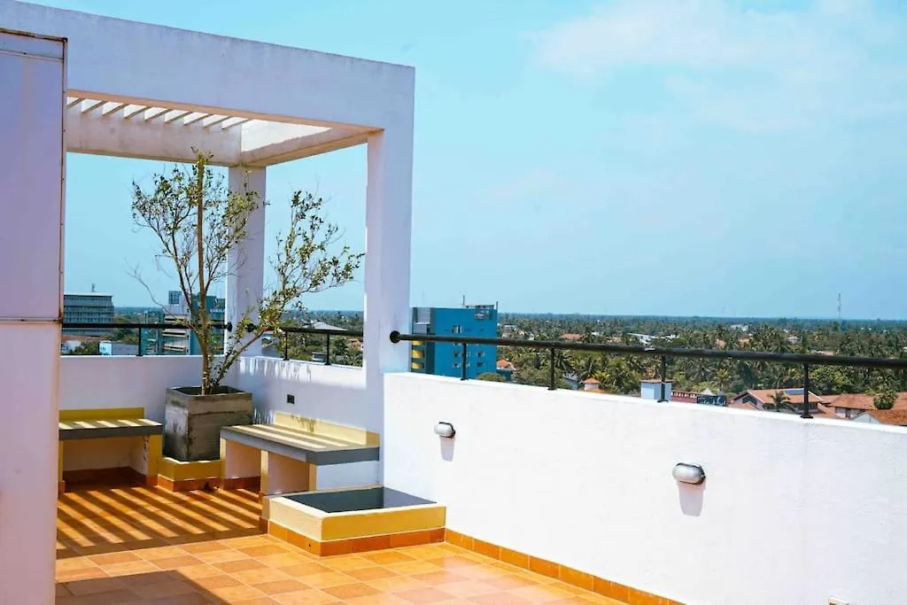 Aeonsky Apartment Negombo Beach And Airport