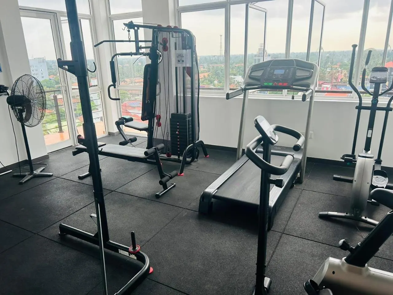 Aeonsky Apartment Negombo Beach And Airport
